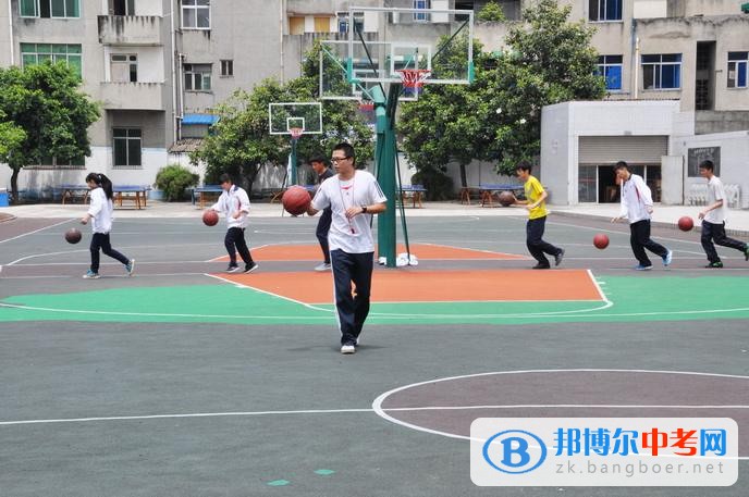四川省雙流縣太平中學2022年學費、收費多少