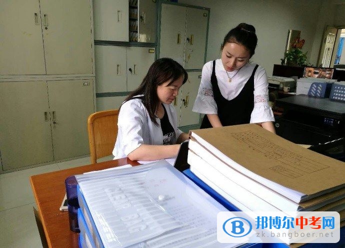 成都石室中學（文廟校區）2016年度教育資助專項稽查現場工作結束