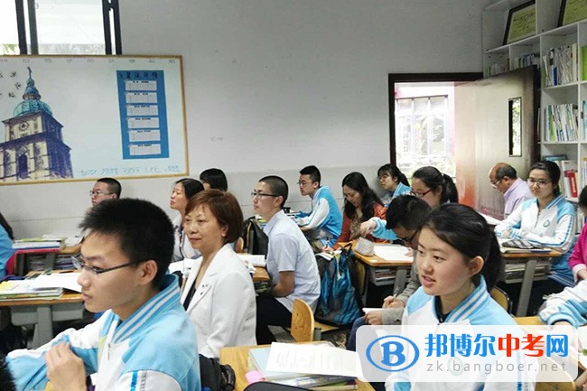 英語教研組開展高新區未來名師區級研究課基地?；顒? width=