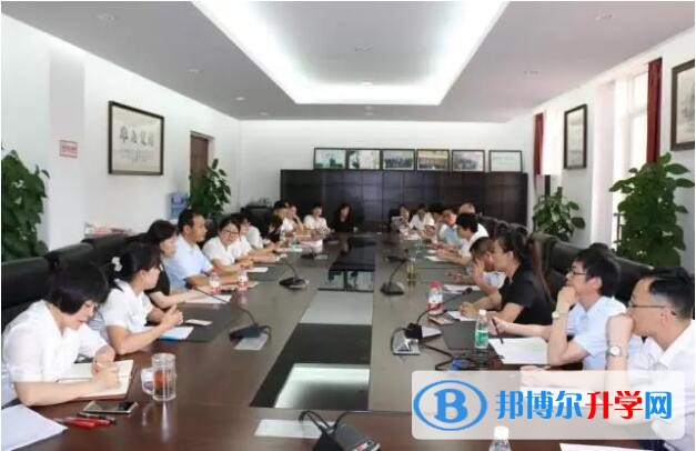【中學部】兩校同交流，攜手傳佳話——北京大學南寧附屬實驗學校與我校高中教師共辦教