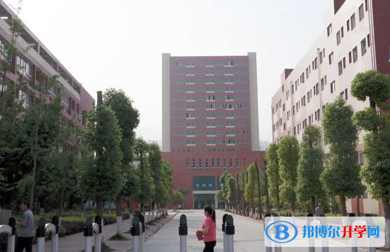 達州市銘仁園私立中學2017年普高招生錄取分數線