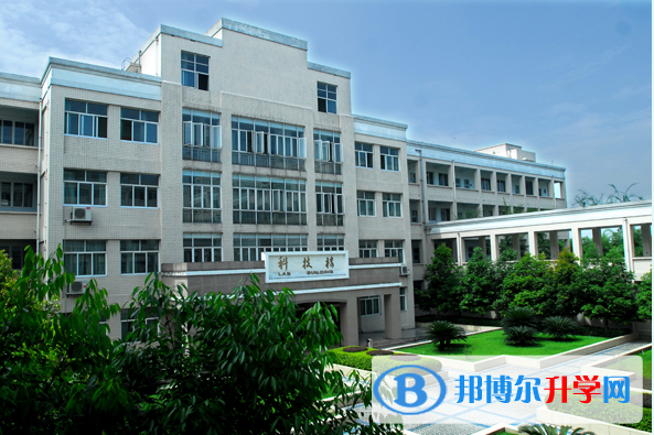 宜賓翠屏棠湖外語學校地址在哪里