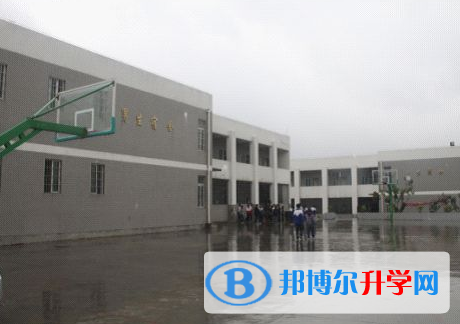 花溪區第六中學2022年地址在哪里