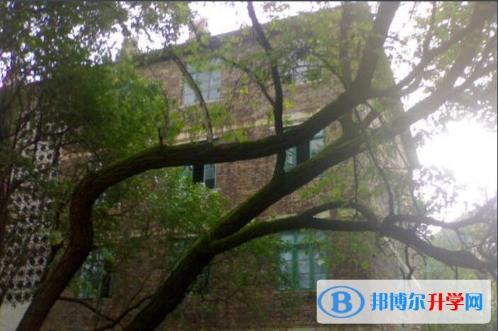 六盤水市第二中學怎么樣、好嗎