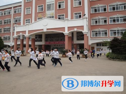 安寧市昆鋼第一中學怎么樣、好嗎