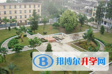 保山市隆陽區壩灣民族中學怎么樣、好嗎