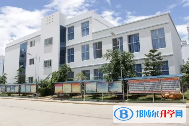 云南省云縣第一中學招生辦聯系電話