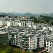 興義頂效經濟濟開發區中學