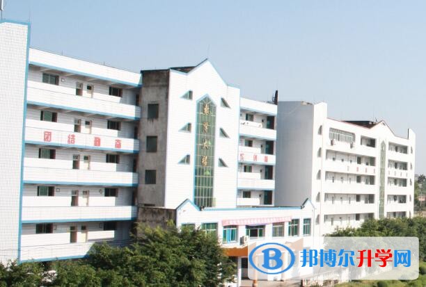 重慶涪陵第十中學校怎么樣、好嗎