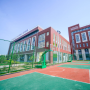 青島博格思加州學校