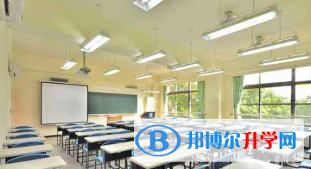 澳門國際學校網站網址 