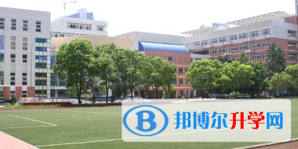 武漢外國語學校2023年學費、收費多少