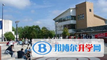 宜昌劍橋國際中心2023年報名條件、招生要求、招生對象