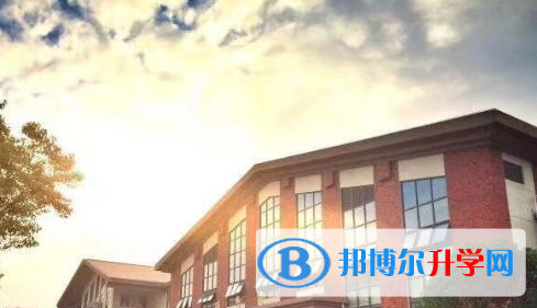 復旦求是國際高中2023年報名條件、招生要求、招生對象