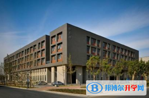 南京大學仙林校區國際學院2020年報名條件、招生要求、招生對象