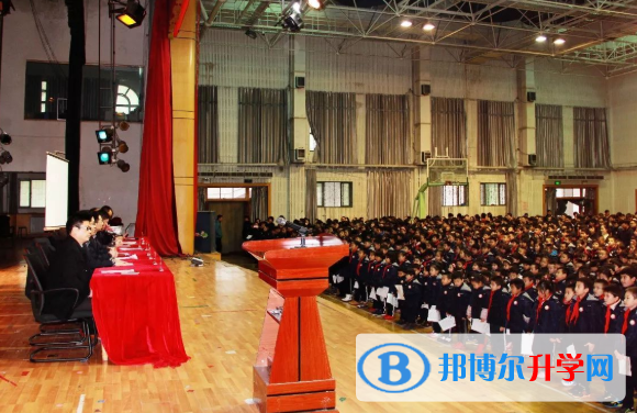 威海大光華國際學校小學部2020年報名條件、招生要求、招生對象