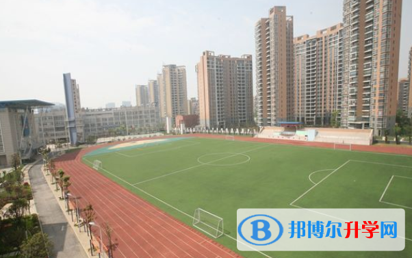 貴陽一中新世界國際學校高中部怎么樣、好不好