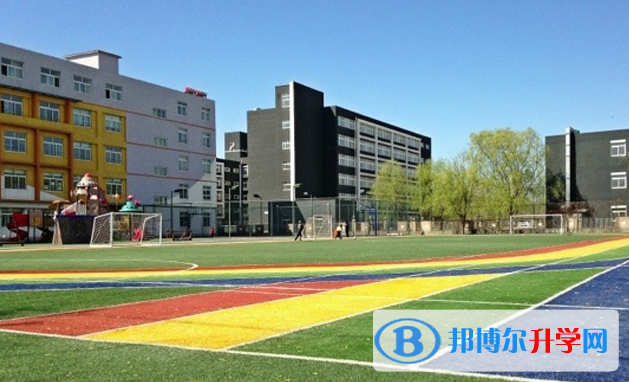 貴陽高新海嘉國際雙語學校初中部2020年學費、收費多少