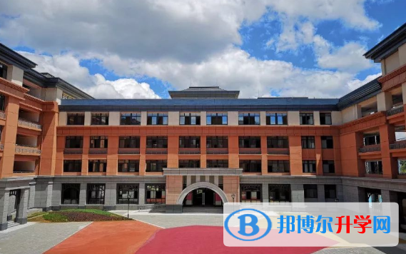 貴陽高新海嘉國際雙語學校初中部怎么樣、好不好