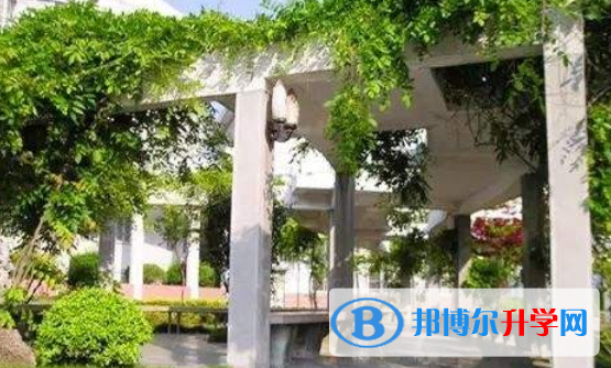 貴陽觀山湖中鐵置業中加學校高中部怎么樣、好不好