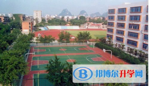 柳州鐵路第一中學國際部怎么樣、好不好