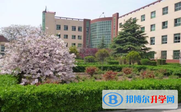 西安臨潼華樂學校2020年學費、收費多少