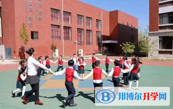 河北師范大學附屬中學中加國際班怎么樣、好不好
