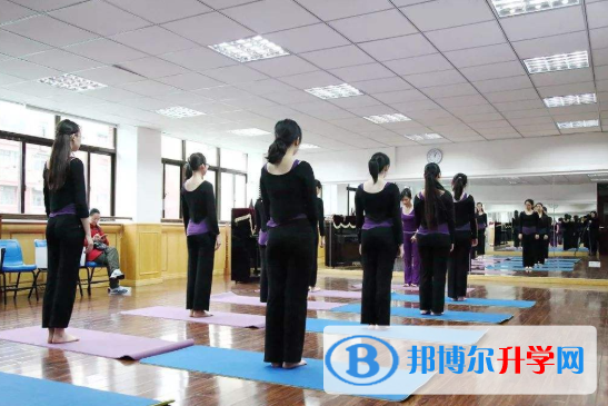 美中美育美國高中上海校區2023年招生計劃