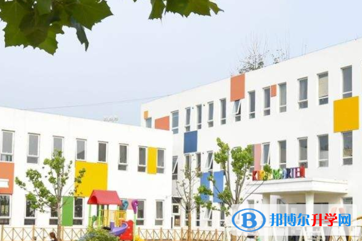 北京君誠國際雙語學校2023年報名條件、招生要求、招生對象