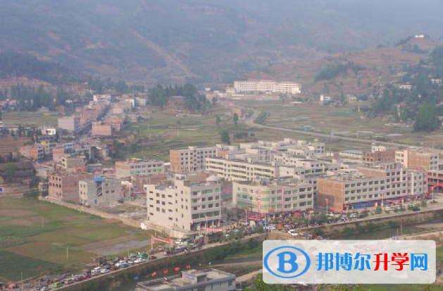 赫章野馬川中學2021年報名條件、招生要求、招生對象 