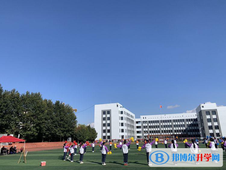 呈貢縣第一中學2021年報名條件、招生要求、招生對象