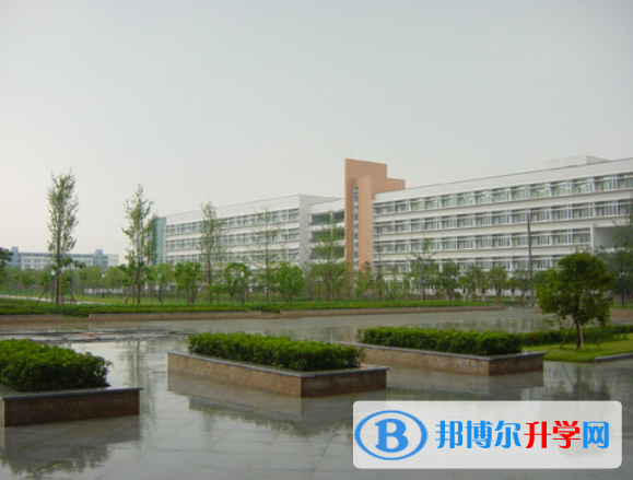 西南交通大學附屬中學2022年招生計劃