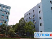 貴陽市第十二中學2025年報名條件、招生要求、招生對象