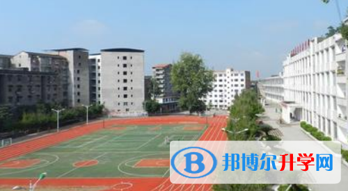 重慶市墊江縣第八中學怎么樣、好不好