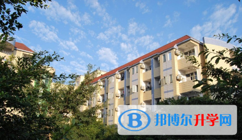 重慶市第一中學校報名條件、招生要求、招生對象 