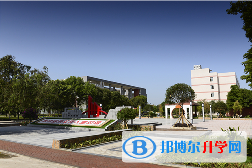 鹽邊縣漁門中學2021年報名條件、招生要求、招生對象