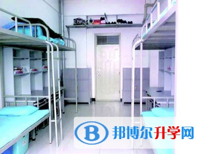 四川省成都市石室聯合中學2021年宿舍條件