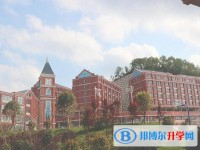 六盤水北大培文學校2025年招生辦聯系電話