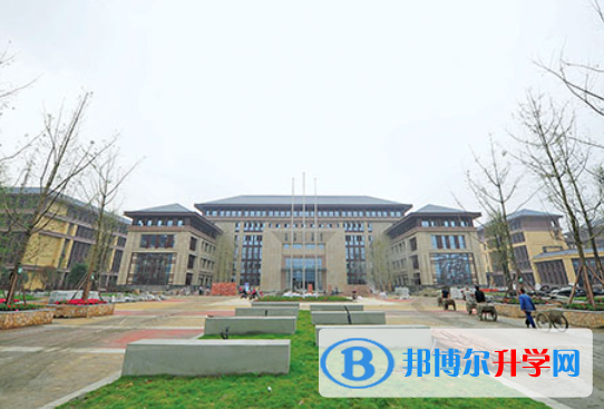 四川省雙流縣棠湖中學2022年報名條件、招生要求、招生對象