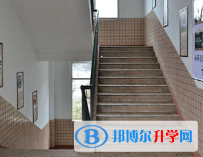 都江堰市崇義鄉中學2022年報名條件、招生要求、招生對象