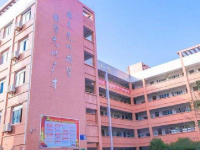 內江市第三中學2025年招生辦聯系電話
