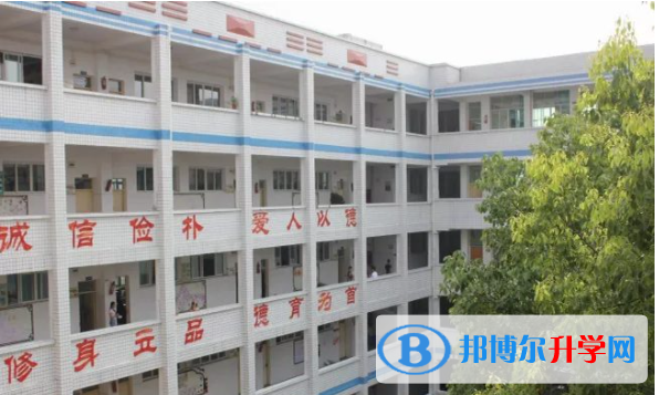 瀘州田家炳中學2022年宿舍條件