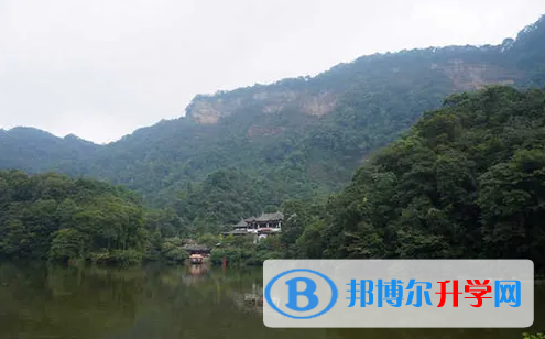都江堰市玉堂鎮中學2022年網站網址