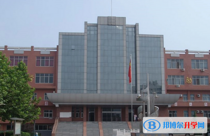 辛集第一中學2022年報名條件、招生要求、招生對象