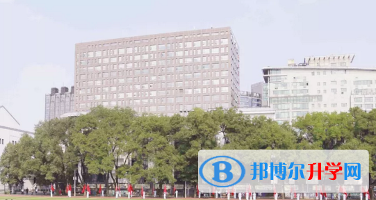 北京八一學校2023年招生辦聯系電話