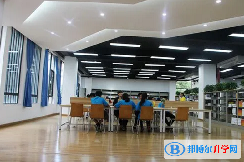 瑞得福國際學?？孔V嗎