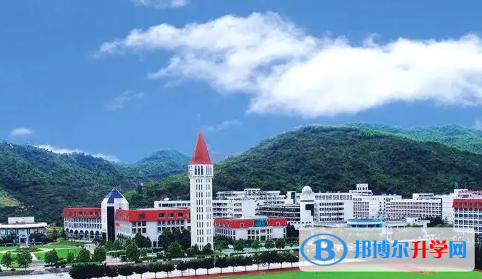 深圳東方英文書院2023年學費標準
