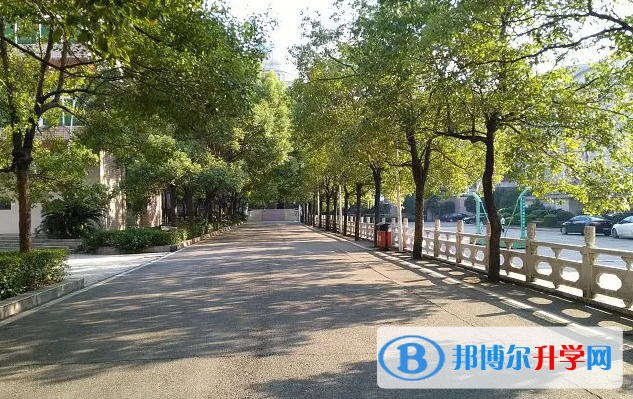 沈陽遼中區第一私立高級中學2022補錄學費