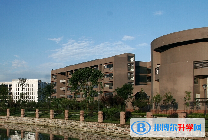 2023黃山中考道德與法制滿分是多少？