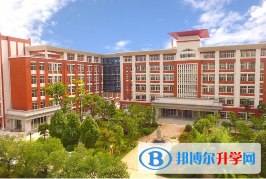 2023曲靖中考道德與法治滿分是多少？